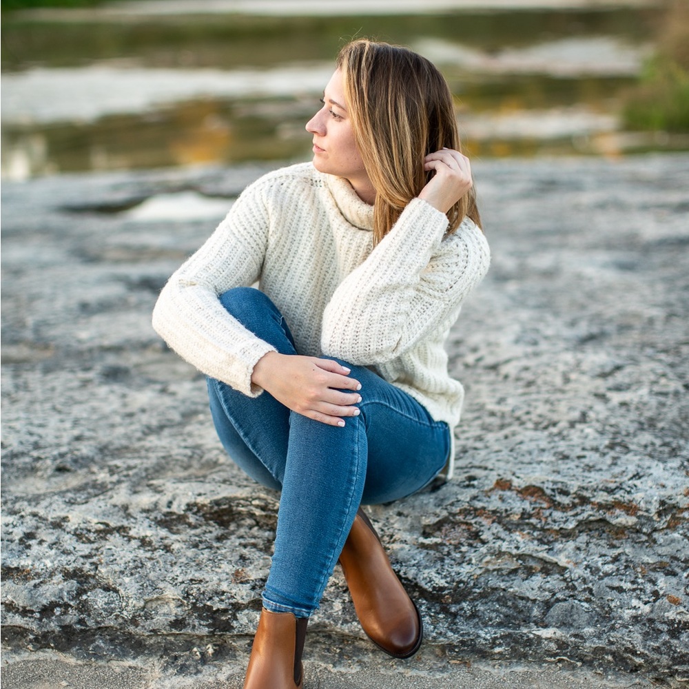 Abercrombie and Fitch, chunky cream, knit sweater turtleneck, large